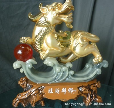 樹脂分水?dāng)[件 靈動美學(xué)的商務(wù)禮品新典范